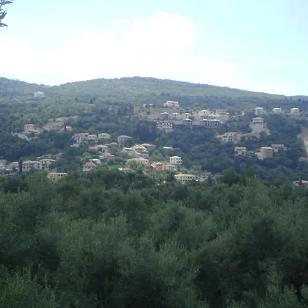 Spiros Maisonette At Vardas *