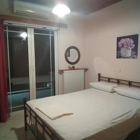 Spiros Maisonette At Vardas Apartment