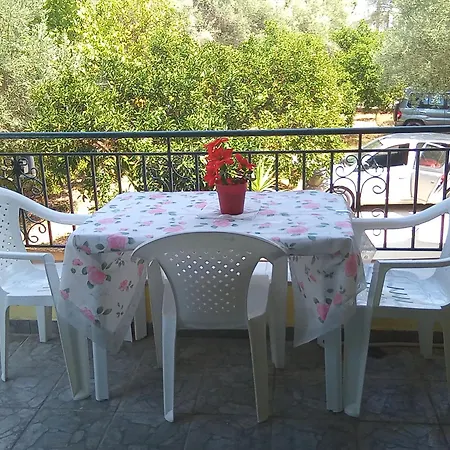 Spiros Maisonette At Vardas * Lefkada City
