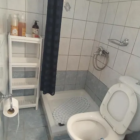 Spiros Maisonette At Vardas